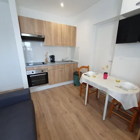 Appart'hotel, Ikimo 5 Entiers A Votre Disposition Au Choix דירה *