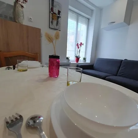 Appart'hotel, Ikimo 5 Entiers A Votre Disposition Au Choix דירה