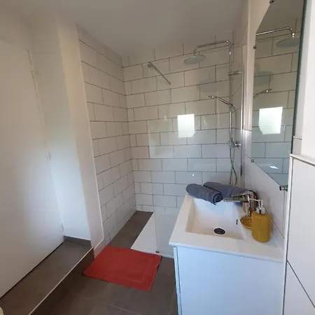 Appart'hotel, Ikimo 5 Entiers A Votre Disposition Au Choix דירה *